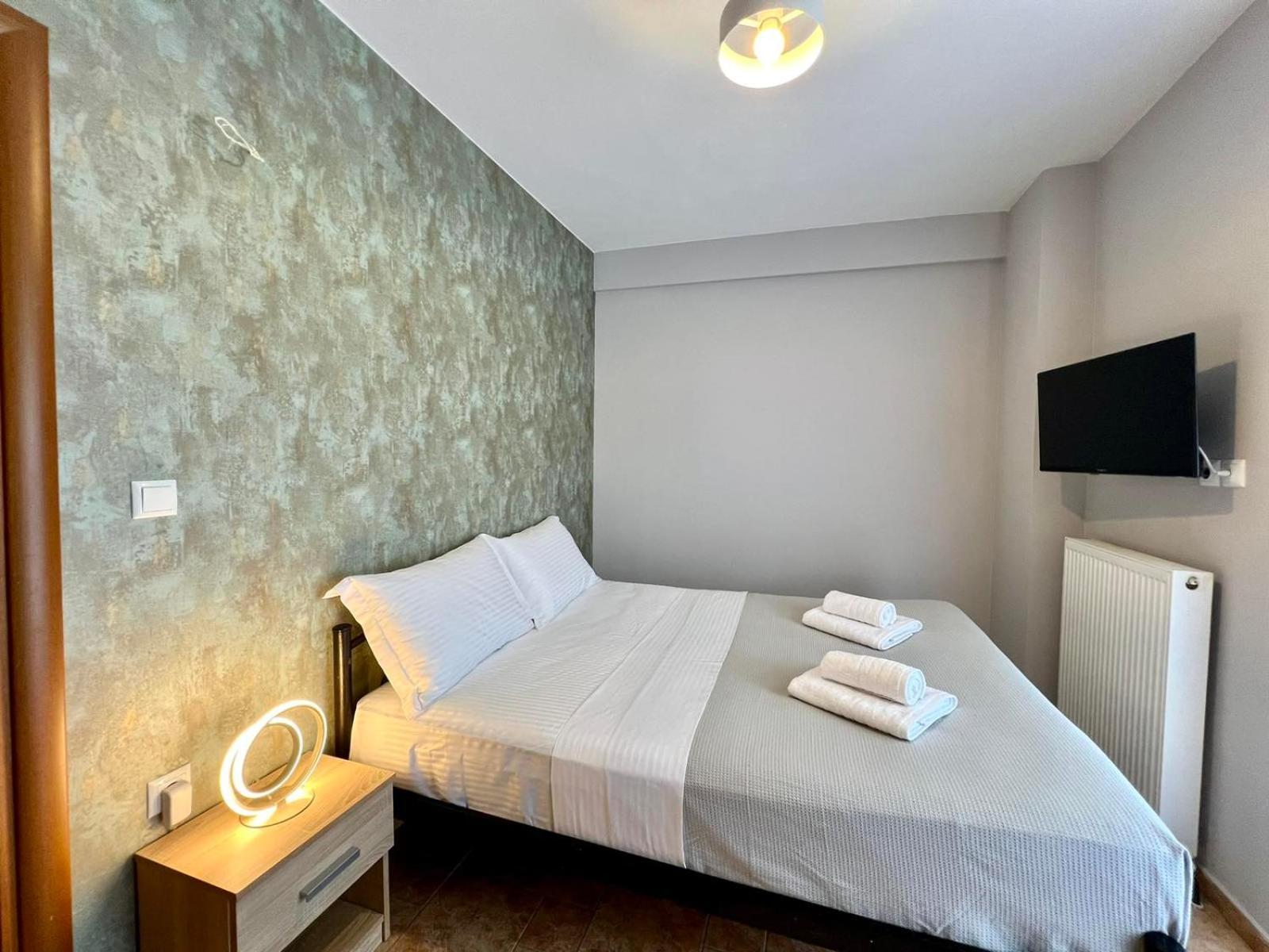 P Deluxe Suites Β4 Michaniona Dış mekan fotoğraf